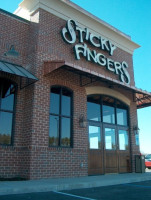 Sticky Fingers Ribhouse-bbq Greenville outside