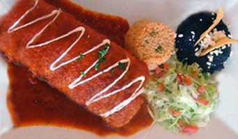 Bueno's Mexican Cuisine food