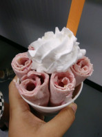 Roule Rolled Ice Cream Gretna food