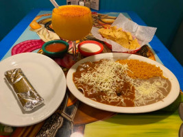 Pueblo Chico Mexican Grill food