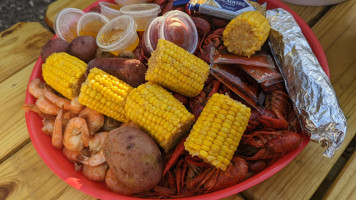 Lil' E's Crawfish Llc inside