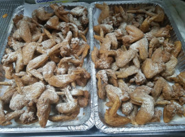 Walton’s Fresh Fish Seafood Chicken food