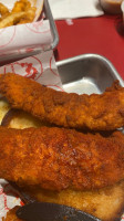 Lucky's Hot Chicken food