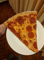 Nona's Ny Pizza food