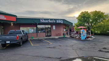 Sharko's Bbq outside