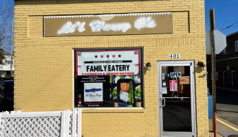 The Family Eatery outside