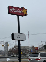 Hardee’s outside