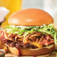 Red Robin Gourmet Burgers And Brews food