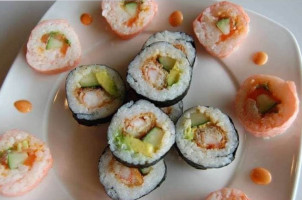 Nhinja Sushi Yukon food