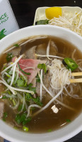 Cali Pho Nia Vietnamese Bistro food