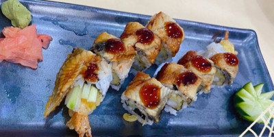 Sumo Hibachi Sushi food