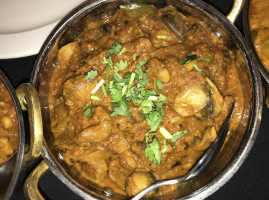 Noorjahan Indian Grill (mack/cadieux) inside