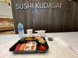 Sushi Kudasai inside