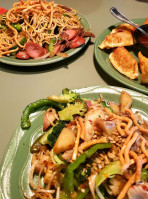 HuHot Mongolian Grill food