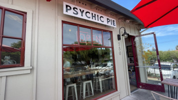 Psychic Pie outside