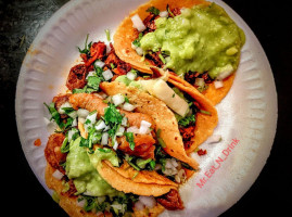 Tacos Don Goyo food