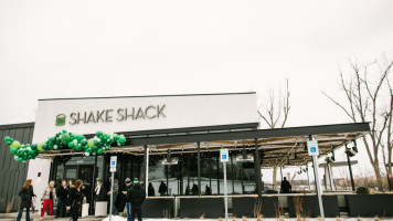 Shake Shack Livonia food