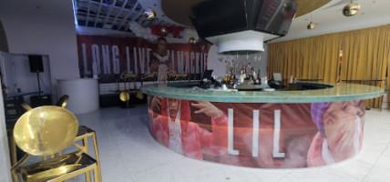 Blue Ivory Nightclub food