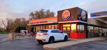 Burger King outside