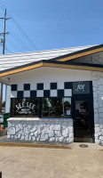 See See Motor Coffee Co. outside