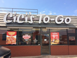 Cicis Pizza food