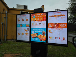 Popeyes Louisiana Kitchen outside