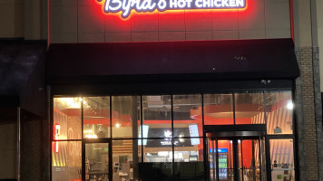 Byrds Hot Chicken Algonquin food