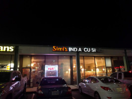 Simi's India Cuisine outside