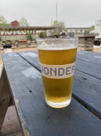 8th Wonder Brewery food