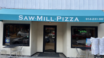 Saw Mill Pizza outside