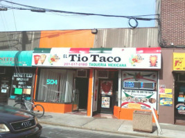 El Tio Taco De Fairview outside