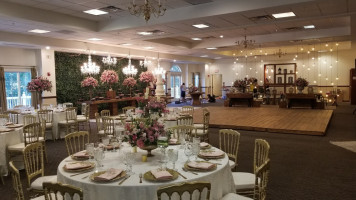 Riverview And Function Facility At The Hudson Portuguese Club food