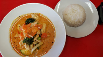 Snay Thai food