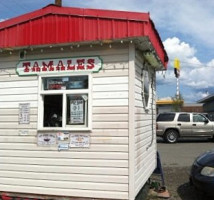 Outlaw Tamales outside