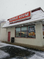 Huddle House food