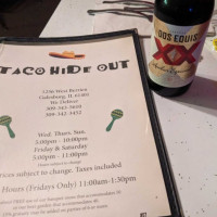 Taco Hideout food