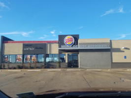 Burger King outside