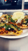 Tacos El Nene outside