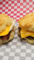 Bubba's Biscuit Barn food