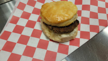 Bubba's Biscuit Barn food