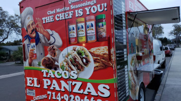 Tacos El Panzas outside