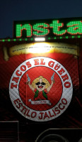 Tacos De Barbacoa El Guero inside