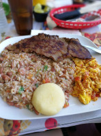 Los Criollos Colombian food