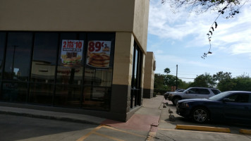 Burger King outside