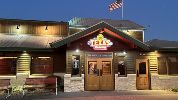 Texas Roadhouse inside