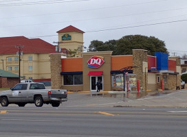 Dairy Queen Of Cleburne N. Main St food