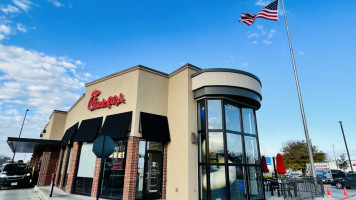 Chick-fil-a outside