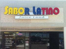 Sabor Latino outside