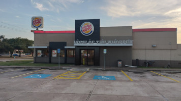 Burger King outside