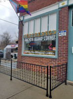 Anchor Island Coffee outside